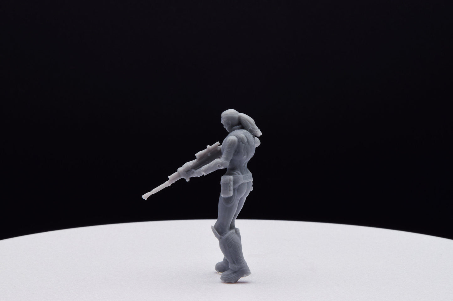 Gears Of War Sofia Hendrik Ot Miniature - TheSTLSmith - 3D Printed with high quality resin for Skirmish/D&D games