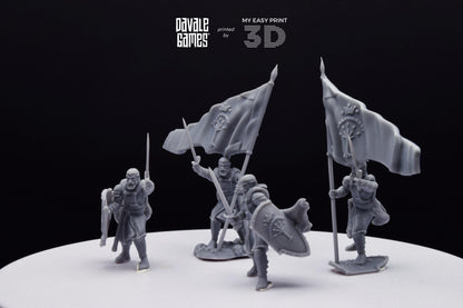 High Human Commander - Davale Games - 3D Printed with high quality resin for LOTR/D&D games
