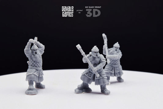 Silver Goat Dwarf with Hammer - Davale Games - 3D Printed with high quality resin for LOTR/D&D games