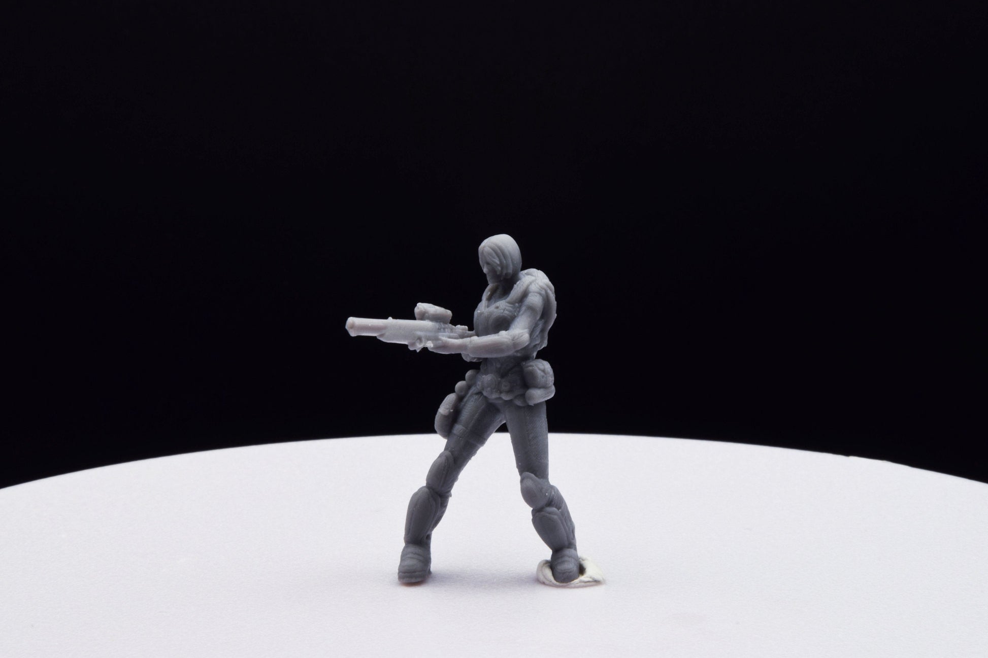 Gears Of War Anya Stroud Summer Ot Miniature - TheSTLSmith - 3D Printed with high quality resin for Skirmish/D&D games