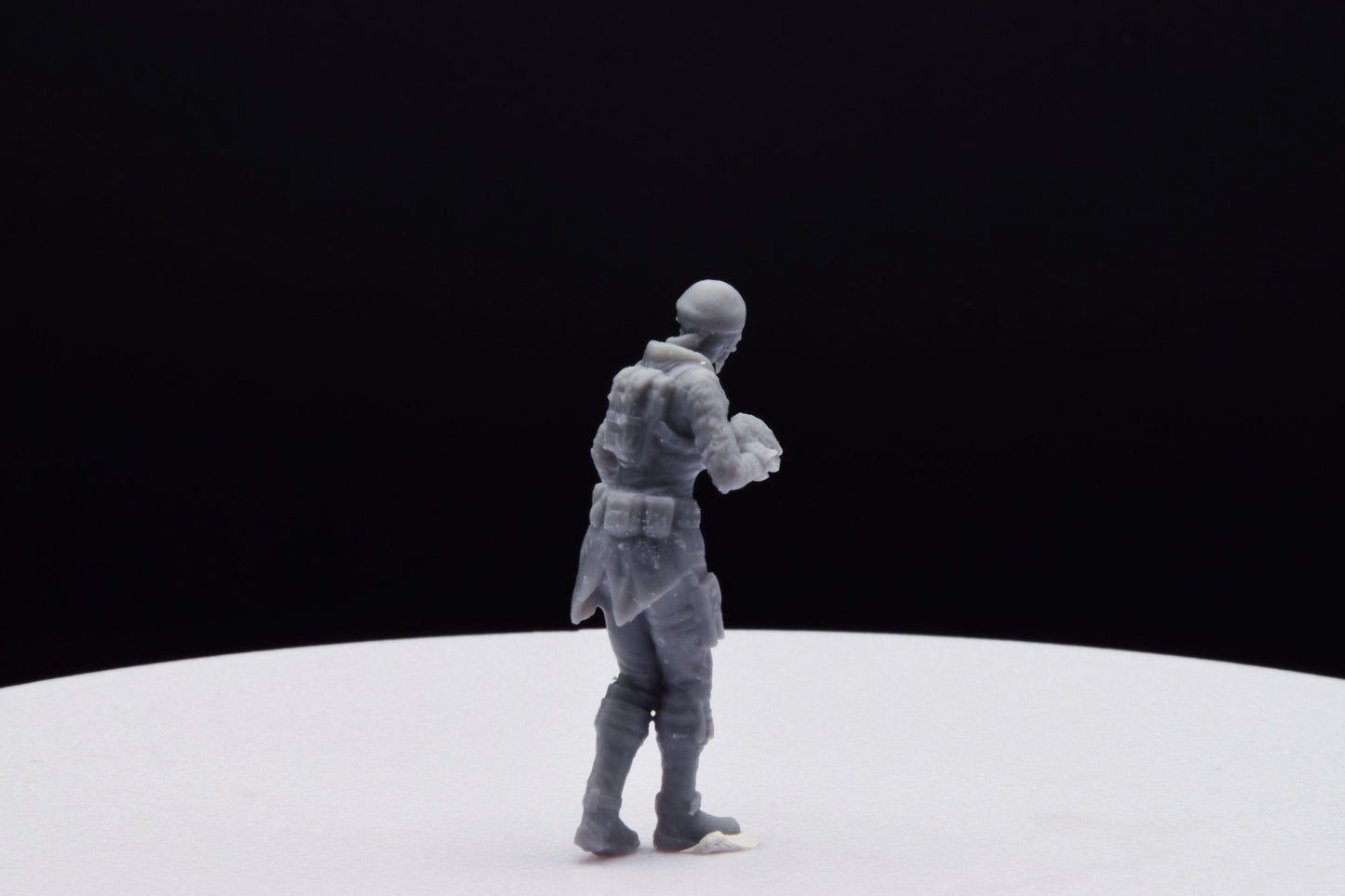 Gears Of War Kait Diaz Outsider Miniature - TheSTLSmith - 3D Printed with high quality resin for Skirmish/D&D games