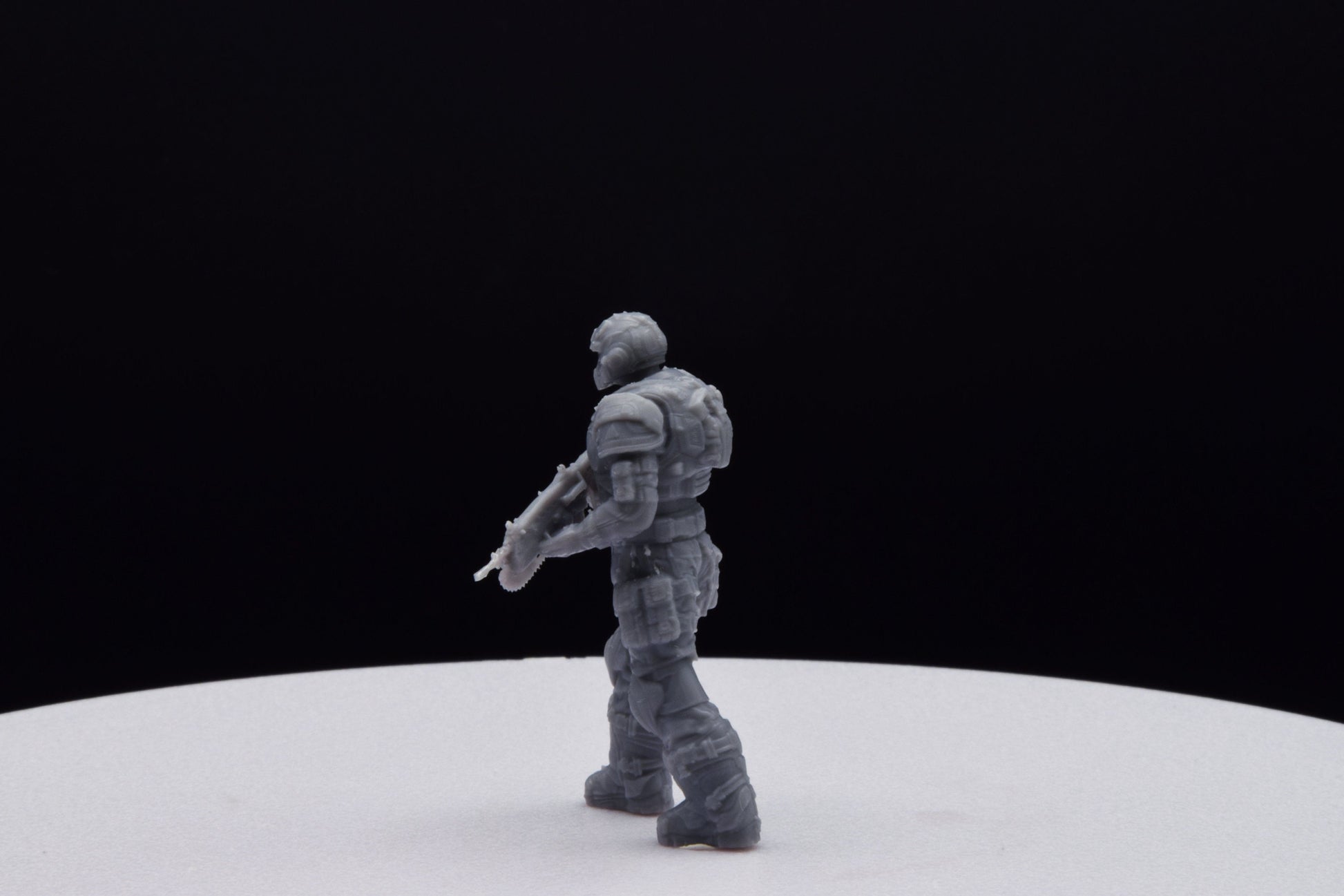 Gears Of War Anthony Carmine Ot Miniature - TheSTLSmith - 3D Printed with high quality resin for Skirmish/D&D games