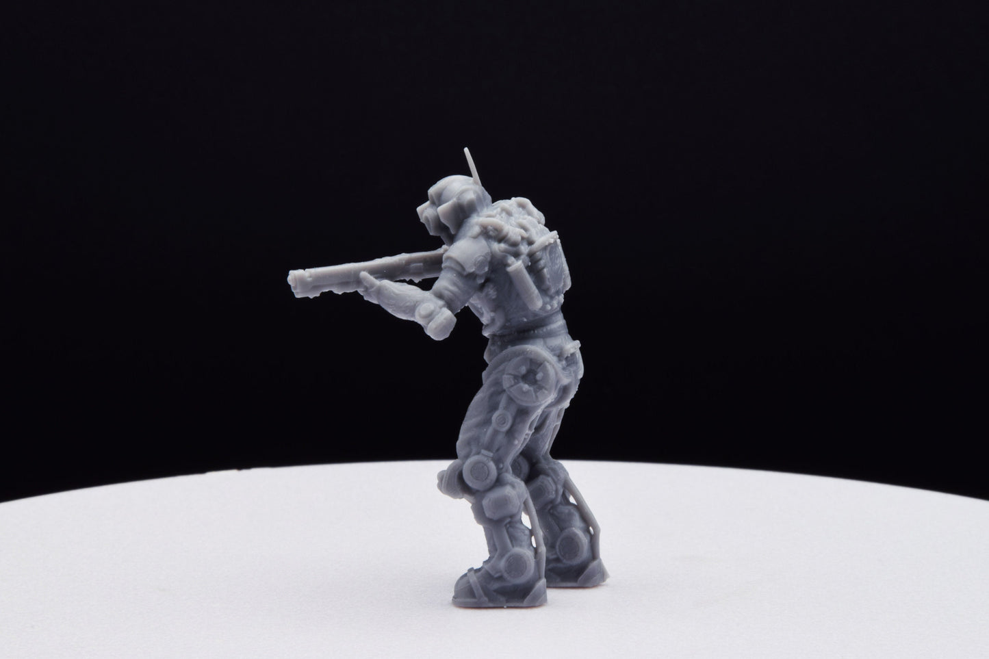 Gears Of War DeeBee Deadeye Miniature - TheSTLSmith - 3D Printed with high quality resin for Skirmish/D&D games