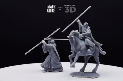 Gaënale the Mage White Light - Foot and Mounted - Davale Games - 3D Printed with high quality resin for LOTR/D&D games