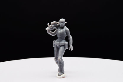 Gears Of War Onyx Guard Female - TheSTLSmith - 3D Printed with high quality resin for Skirmish/D&D games