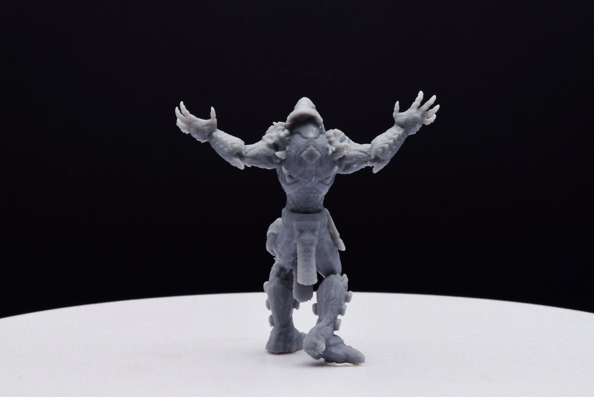 Gears Of War Kantus Shaman Ot Miniature - TheSTLSmith - 3D Printed with high quality resin for Skirmish/D&D games