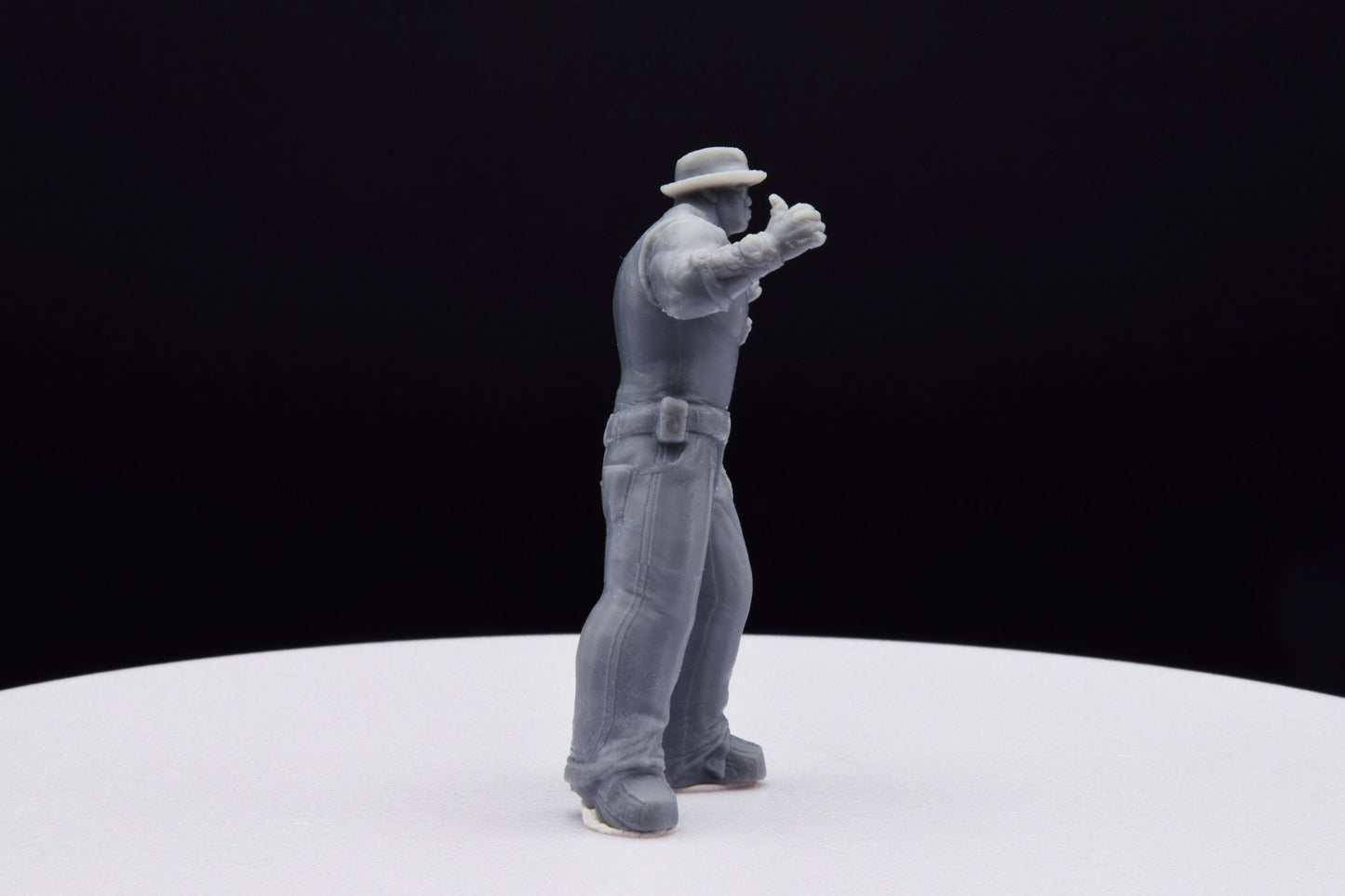 Gears Of War Augustus Cole Civilian Ot Miniature - TheSTLSmith - 3D Printed with high quality resin for Skirmish/D&D games