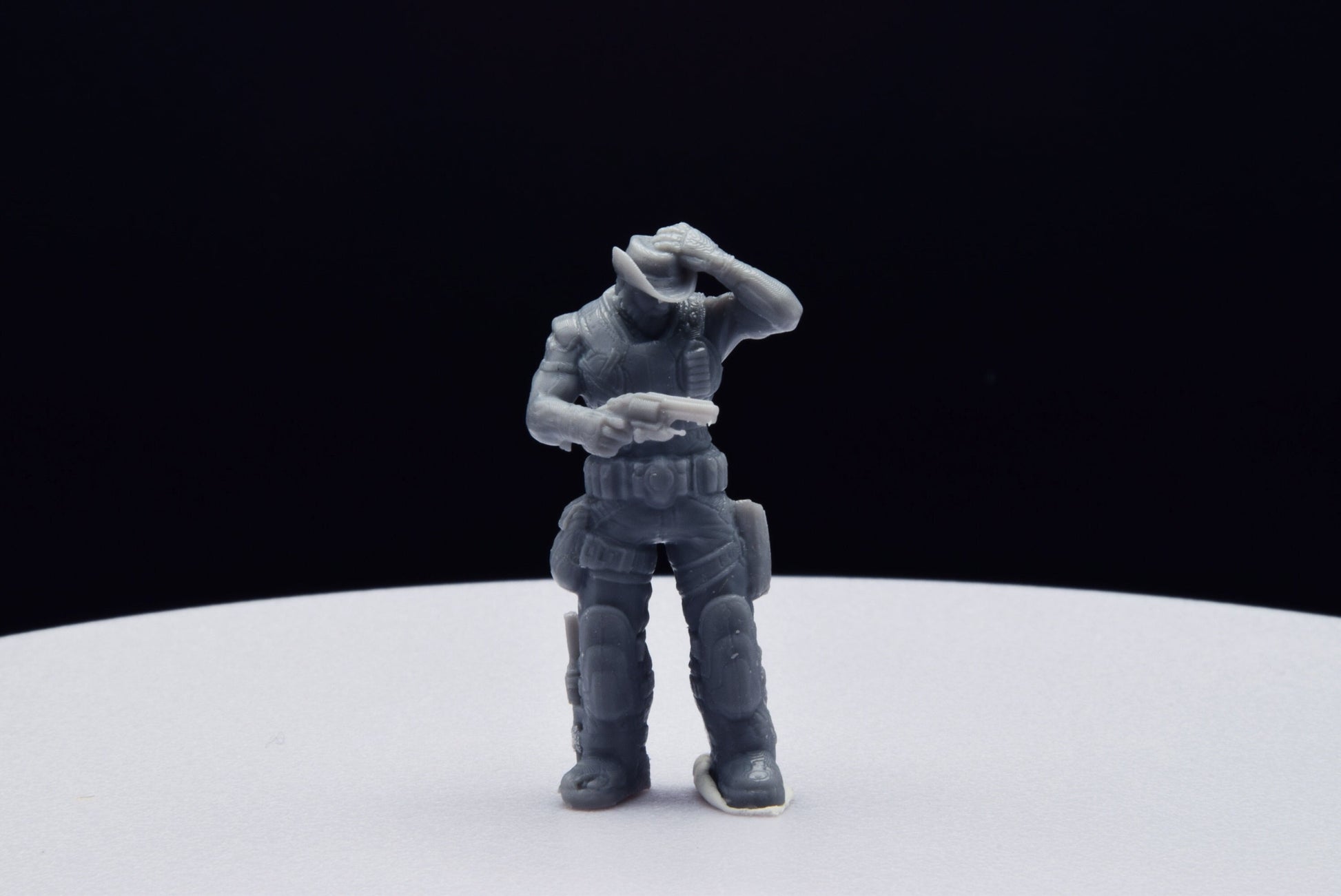 Gears Of War Dizzy Wallin Summer Ot Miniature - TheSTLSmith - 3D Printed with high quality resin for Skirmish/D&D games