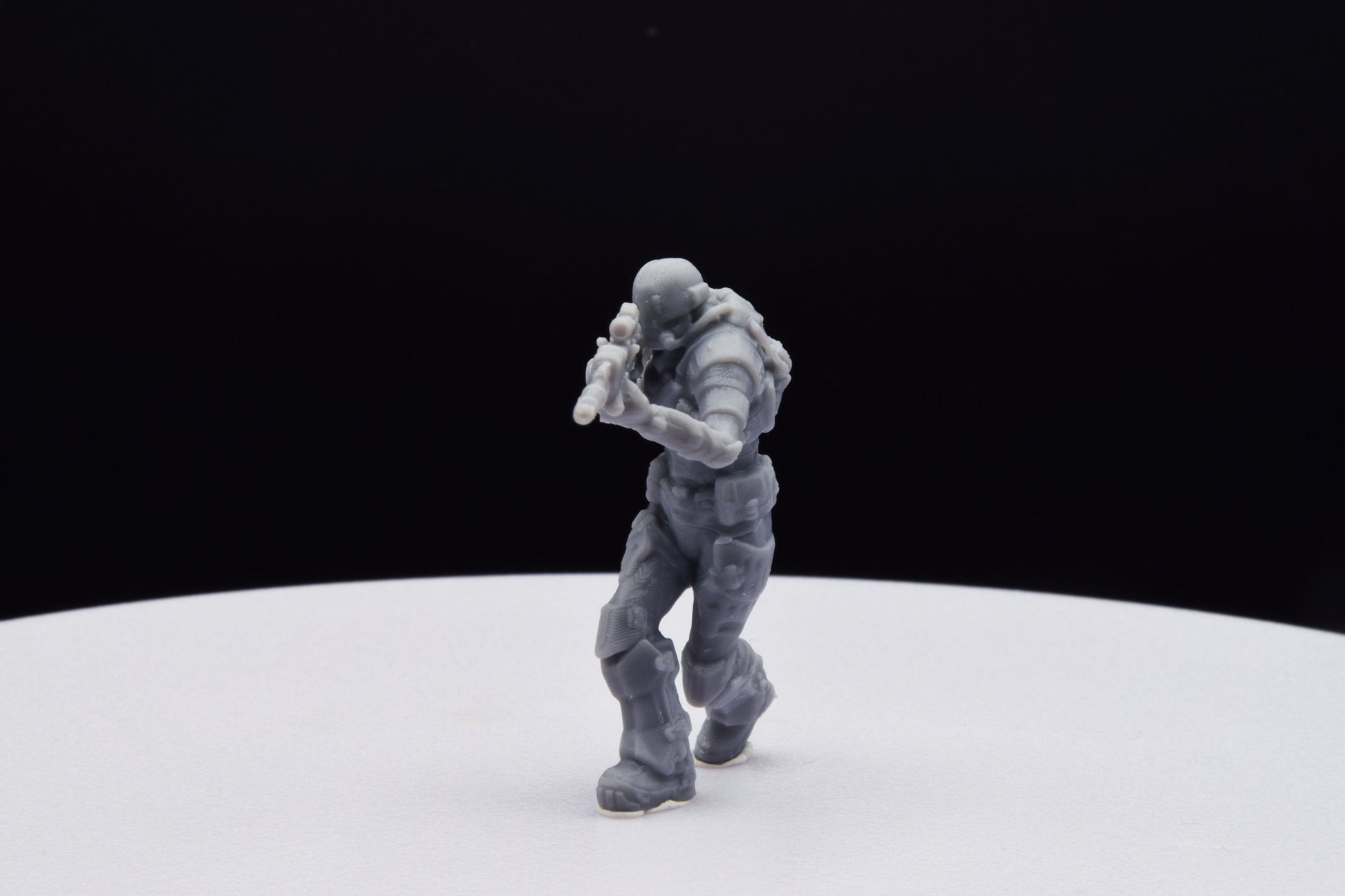 Gears Of War UIR Soldier Female [4] Miniature - TheSTLSmith - 3D Printed with high quality resin for Skirmish/D&D games