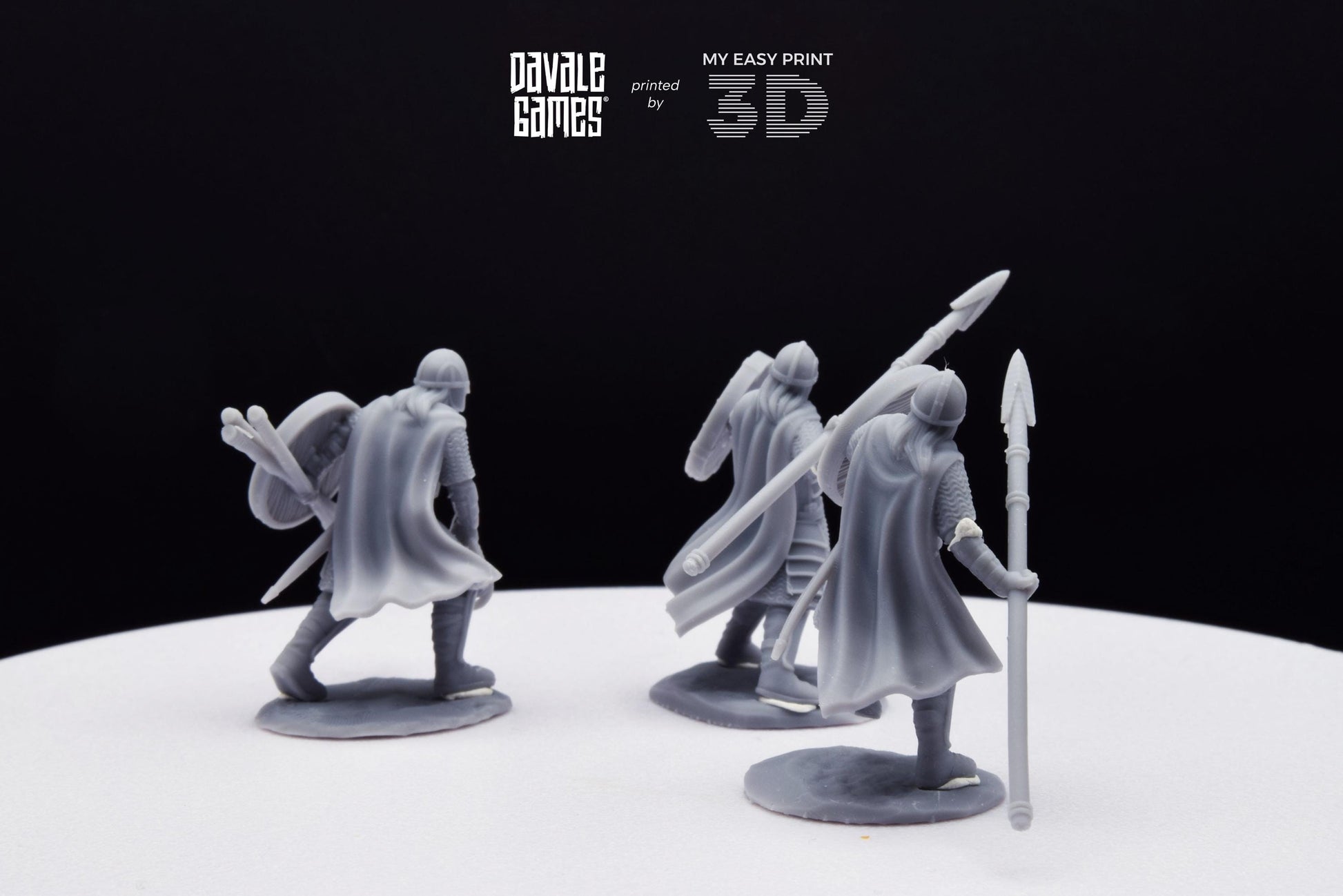 West Humans Regular Warriors with Throwing Spear and Shield - Foot - Davale Games - 3D Printed with high quality resin for LOTR/D&D games