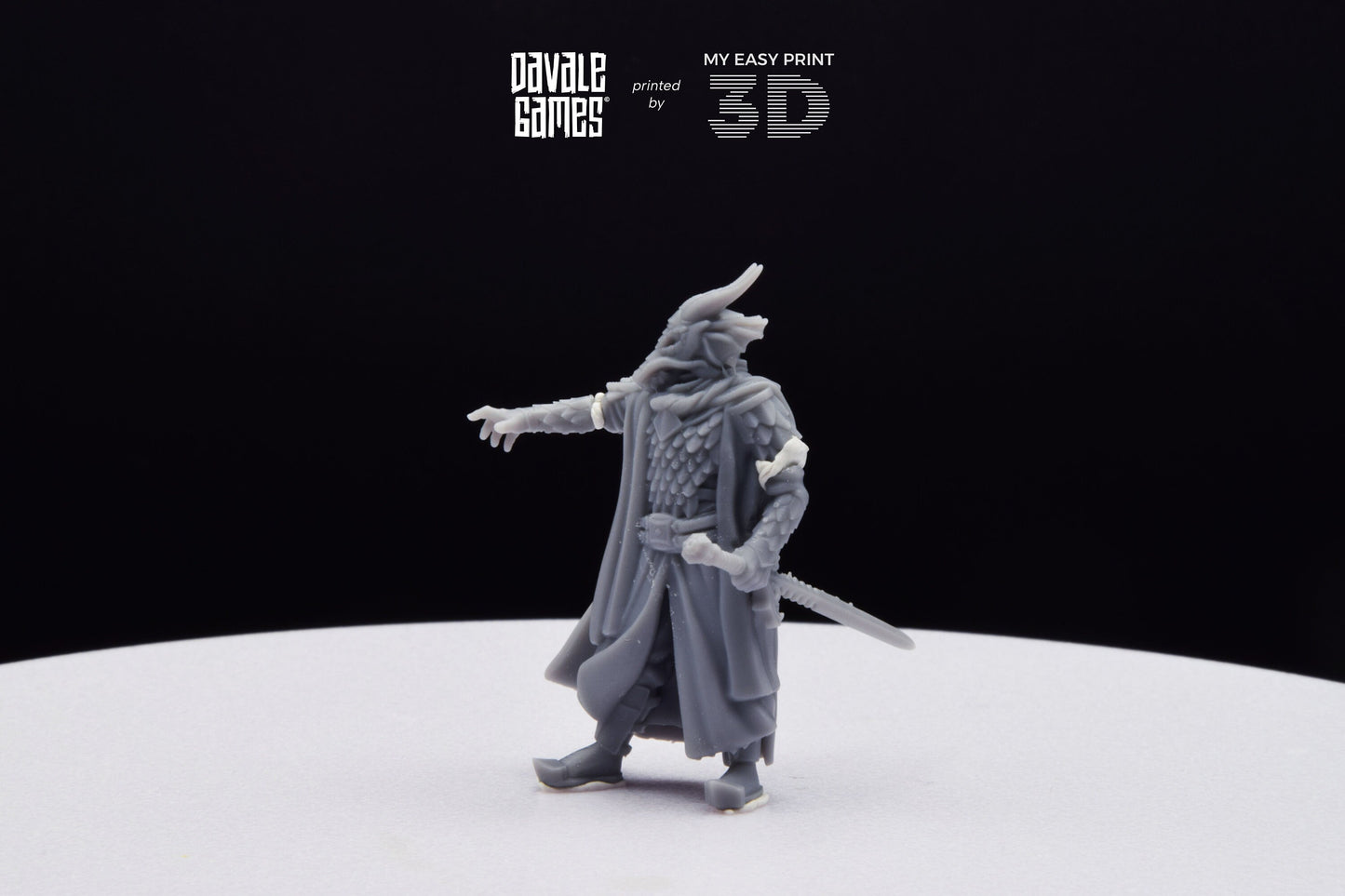Dragon Army Dark Mage - Davale Games - 3D Printed with high quality resin for LOTR/D&D games