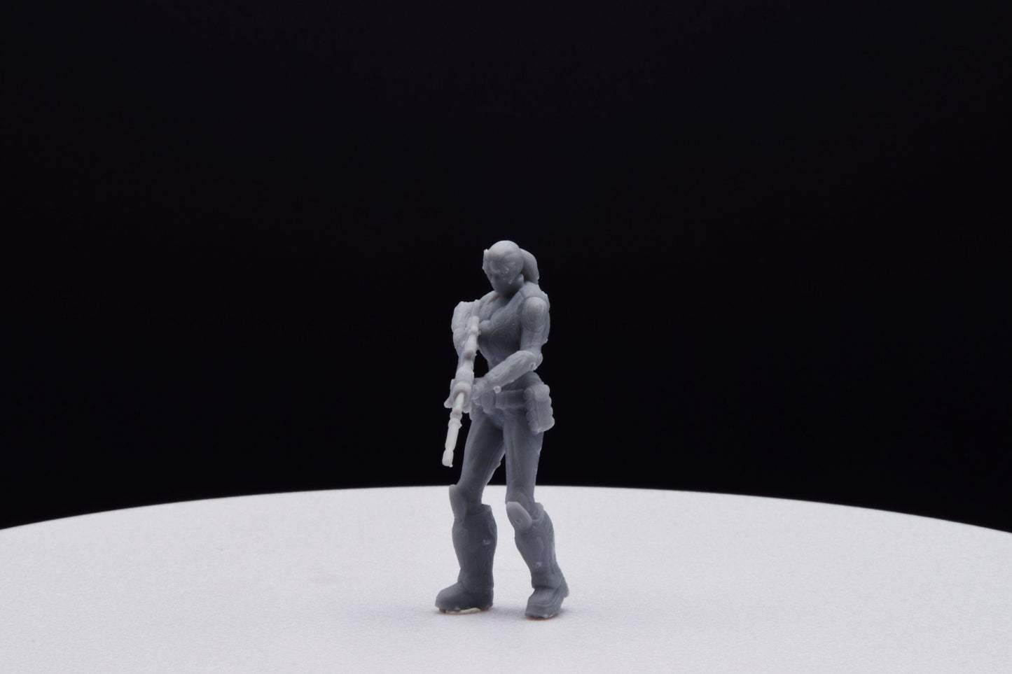 Gears Of War Sofia Hendrik Ot Miniature - TheSTLSmith - 3D Printed with high quality resin for Skirmish/D&D games