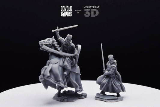 High Human King with Helmet - Foot and Mounted - Davale Games - 3D Printed with high quality resin for LOTR/D&D games