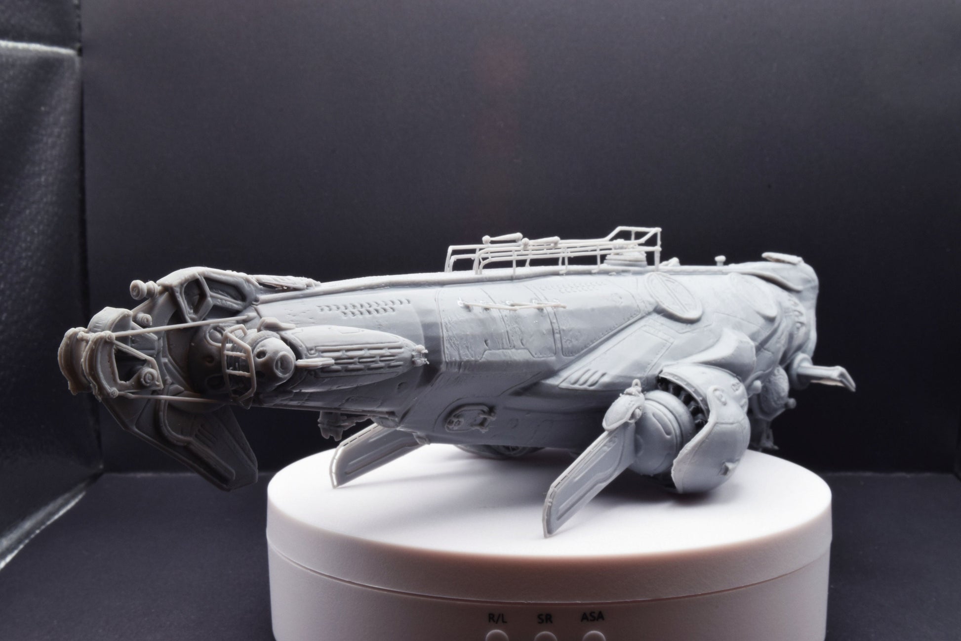 Gears Of War CNV Adamant Submarine Ot Miniature - TheSTLSmith - 3D Printed with high quality resin for Skirmish/D&D games