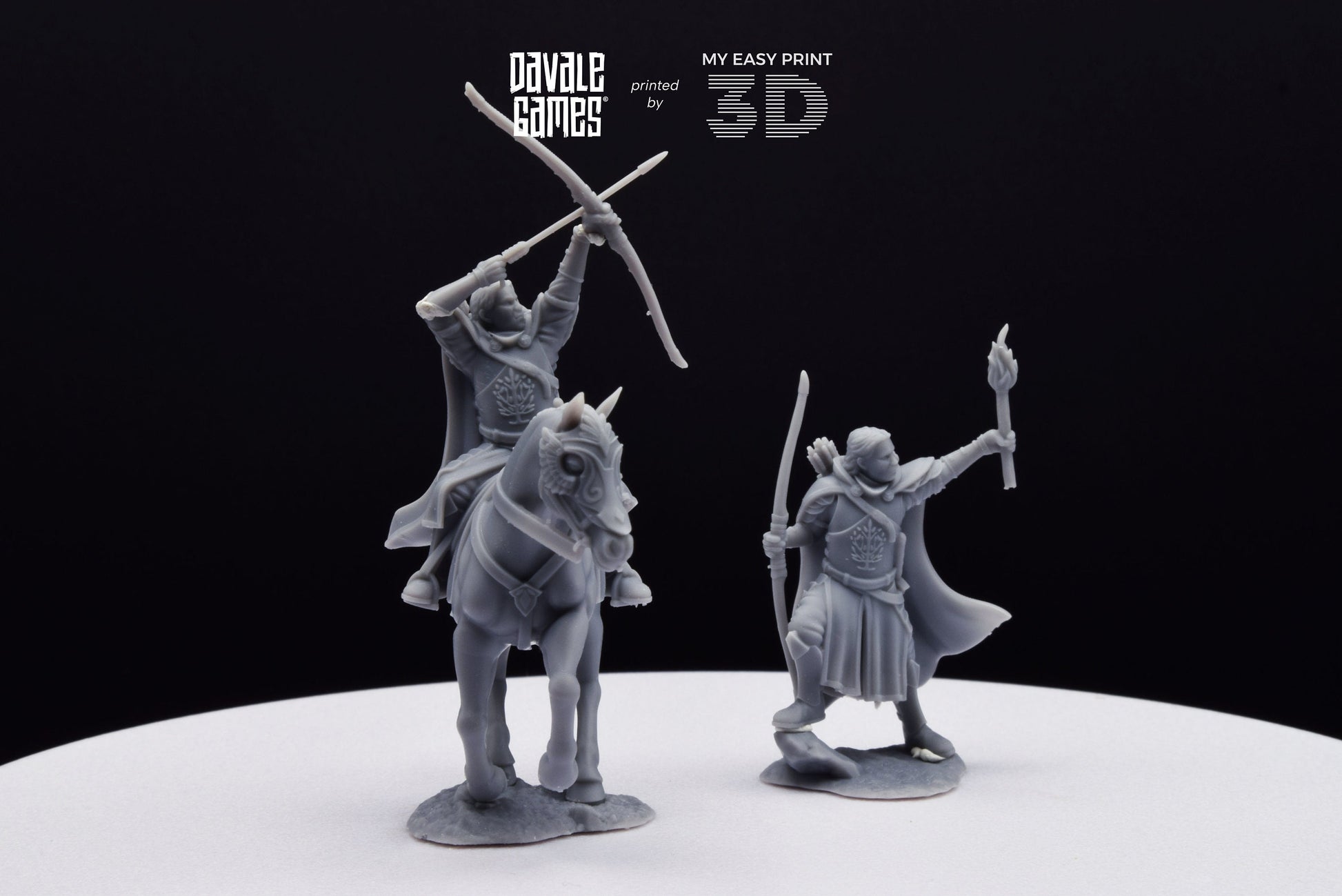 Berf Grey Castle Court Captain - Foot and Mounted - Davale Games - 3D Printed with high quality resin for LOTR/D&D games