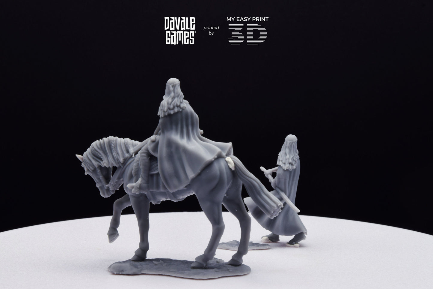 Bloody Elf Maiden - Foot and Mounted - Davale Games - 3D Printed with high quality resin for LOTR/D&D games