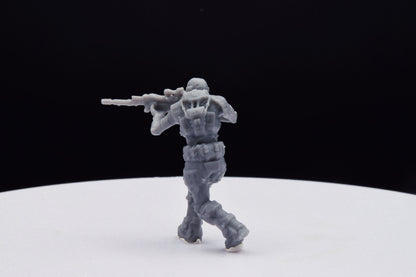 Gears Of War UIR Soldier Female [4] Miniature - TheSTLSmith - 3D Printed with high quality resin for Skirmish/D&D games