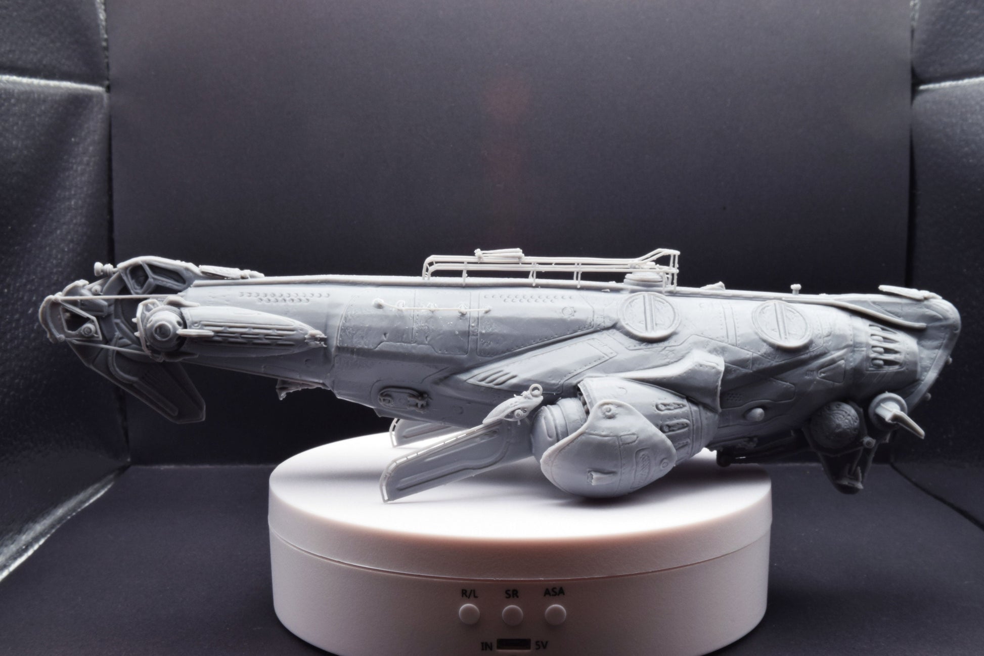 Gears Of War CNV Adamant Submarine Ot Miniature - TheSTLSmith - 3D Printed with high quality resin for Skirmish/D&D games
