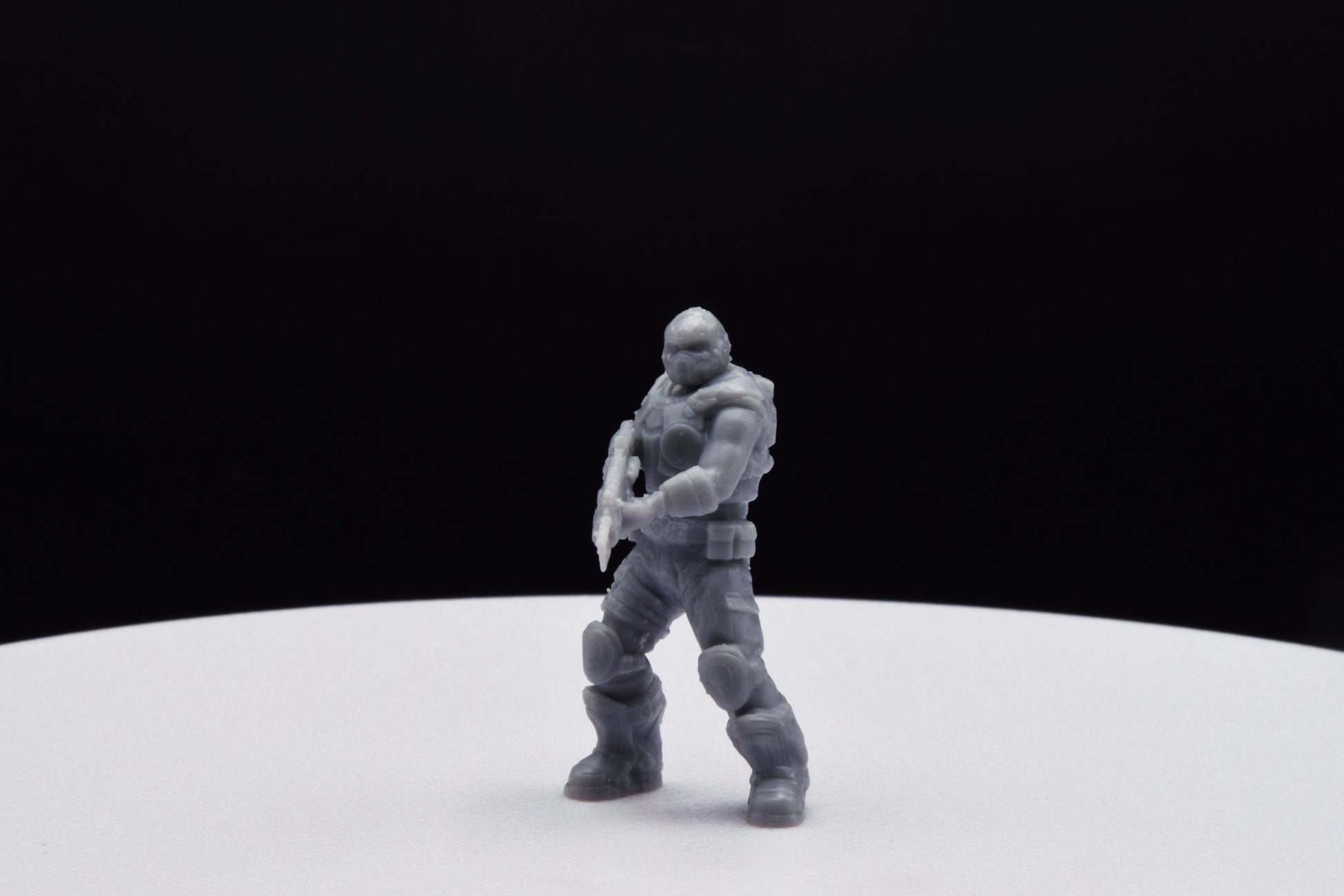 Gears Of War COG Soldier Summer Male Old Miniature - TheSTLSmith - 3D Printed with high quality resin for Skirmish/D&D games