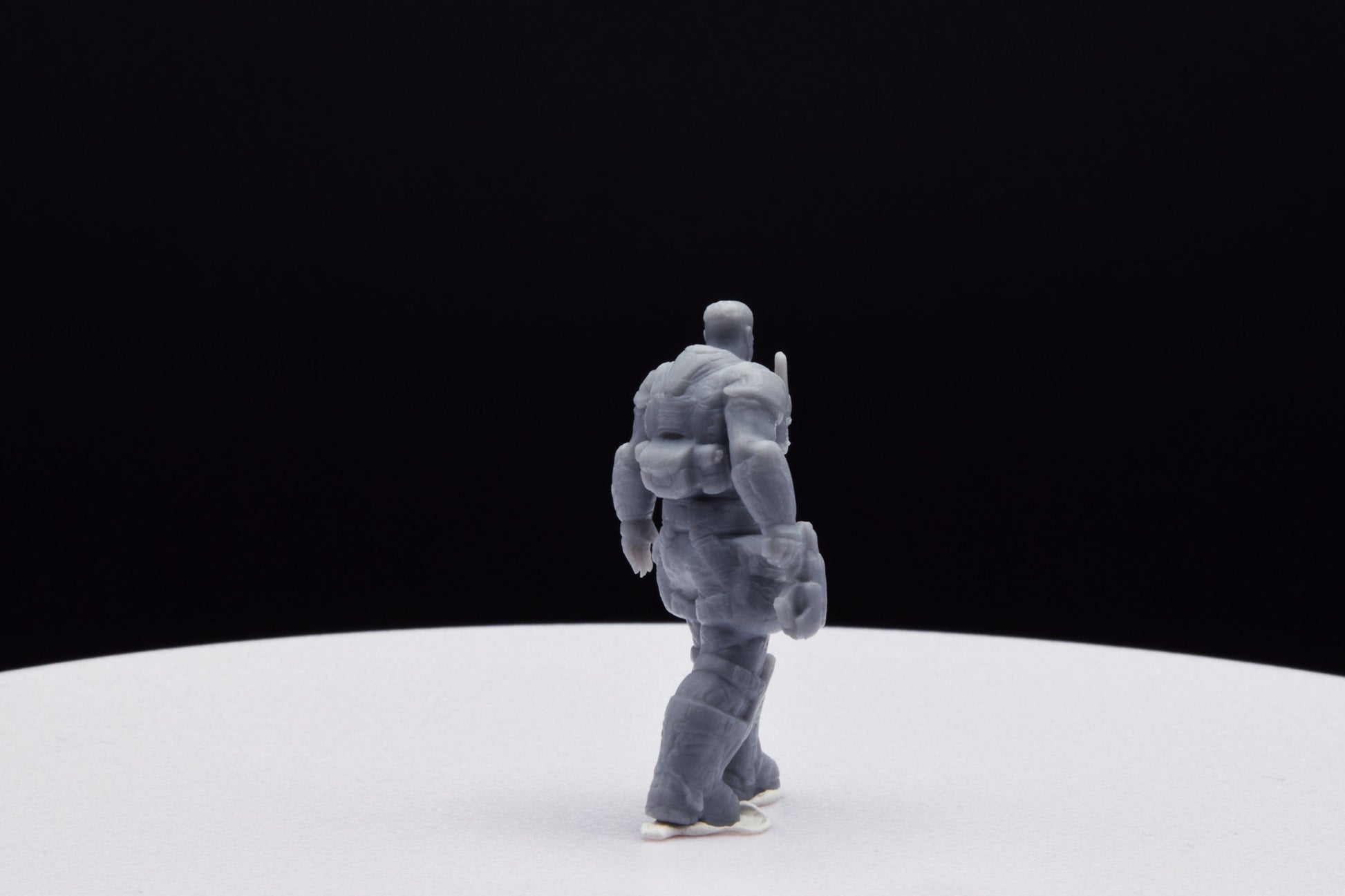 Gears Of War Dominic Santiago Winter Ot Miniature - TheSTLSmith - 3D Printed with high quality resin for Skirmish/D&D games