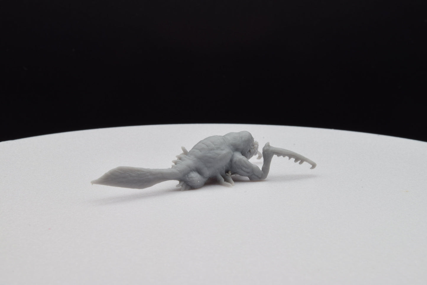 Gears Of War Nemaslug Ot Miniature - TheSTLSmith - 3D Printed with high quality resin for Skirmish/D&D games