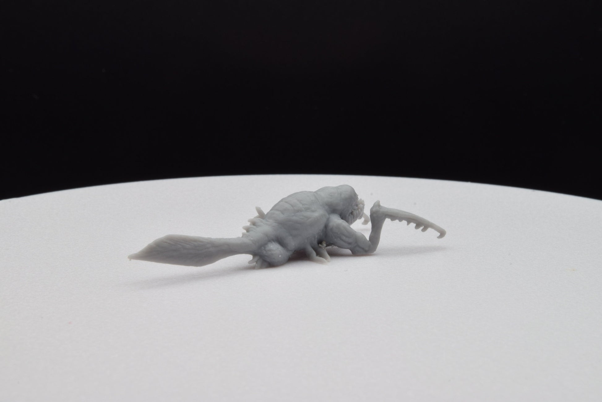 Gears Of War Nemaslug Ot Miniature - TheSTLSmith - 3D Printed with high quality resin for Skirmish/D&D games