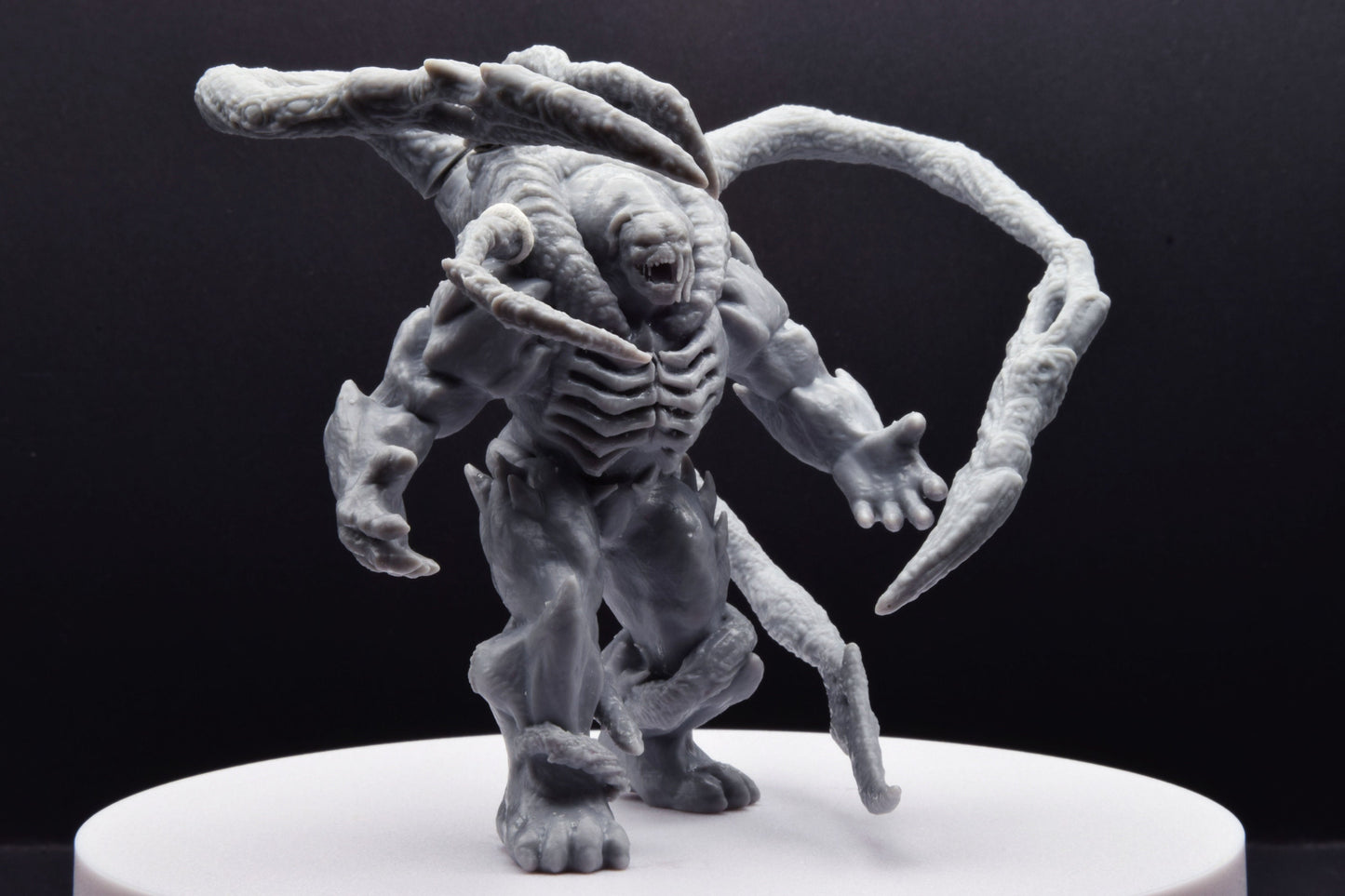 Gears Of War Lambent Berserker Miniature - GameQraft - 3D Printed with high quality resin for Skirmish/D&D games