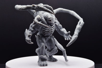 Gears Of War Lambent Berserker Miniature - GameQraft - 3D Printed with high quality resin for Skirmish/D&D games