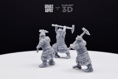 Silver Goat Dwarf with Hammer - Davale Games - 3D Printed with high quality resin for LOTR/D&D games