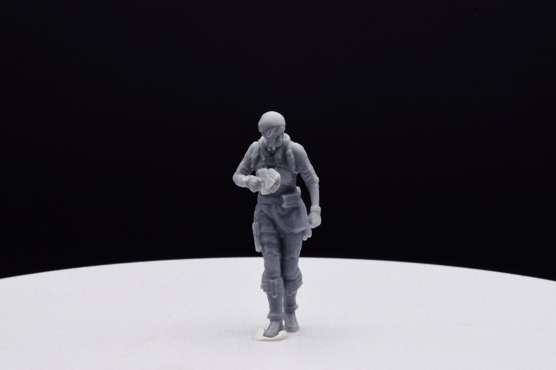 Gears Of War Kait Diaz Outsider Miniature - TheSTLSmith - 3D Printed with high quality resin for Skirmish/D&D games