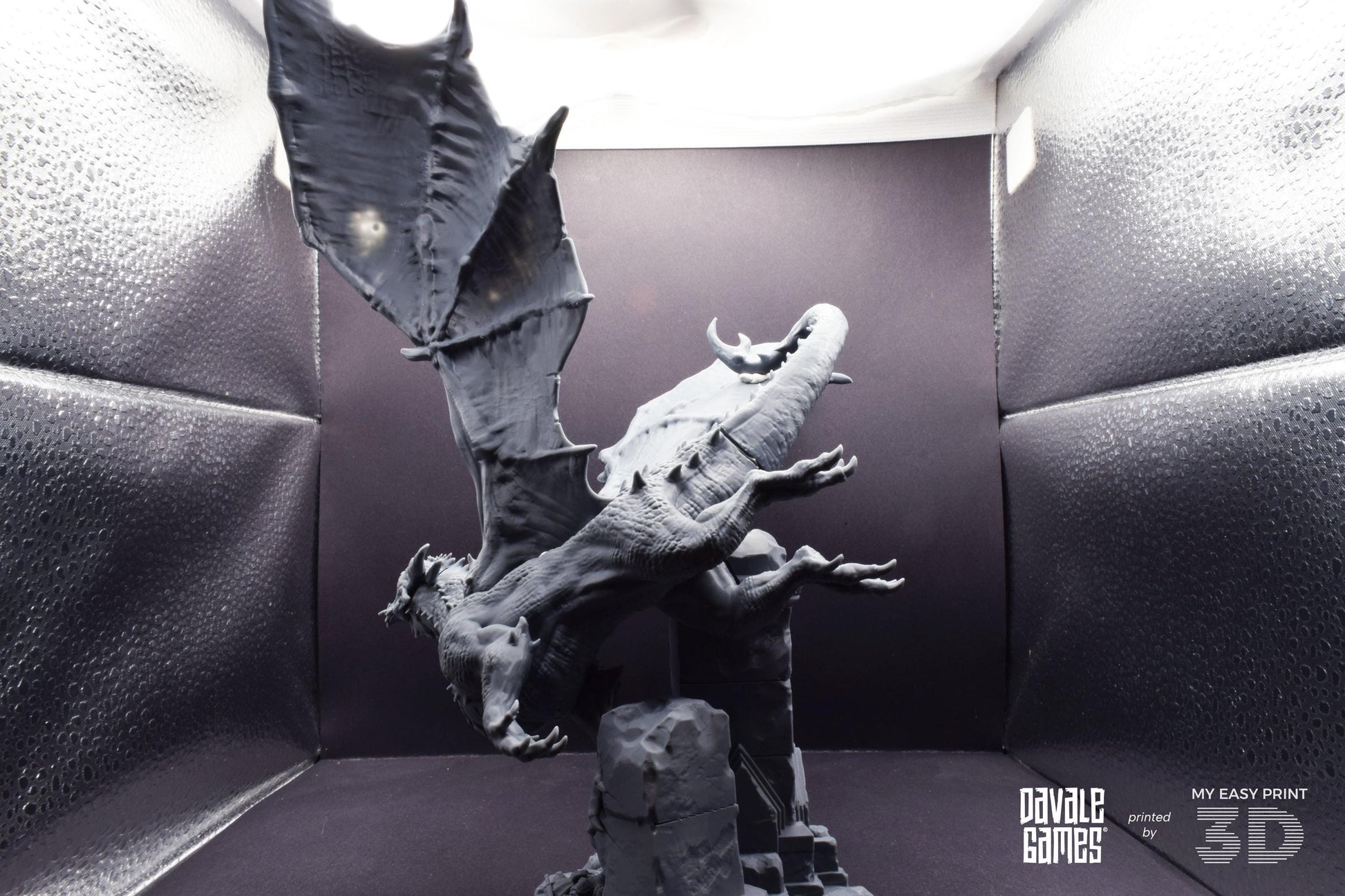 Dragon - Goblins of the cave - Davale Games - 3D Printed with high quality resin for LOTR/D&D games