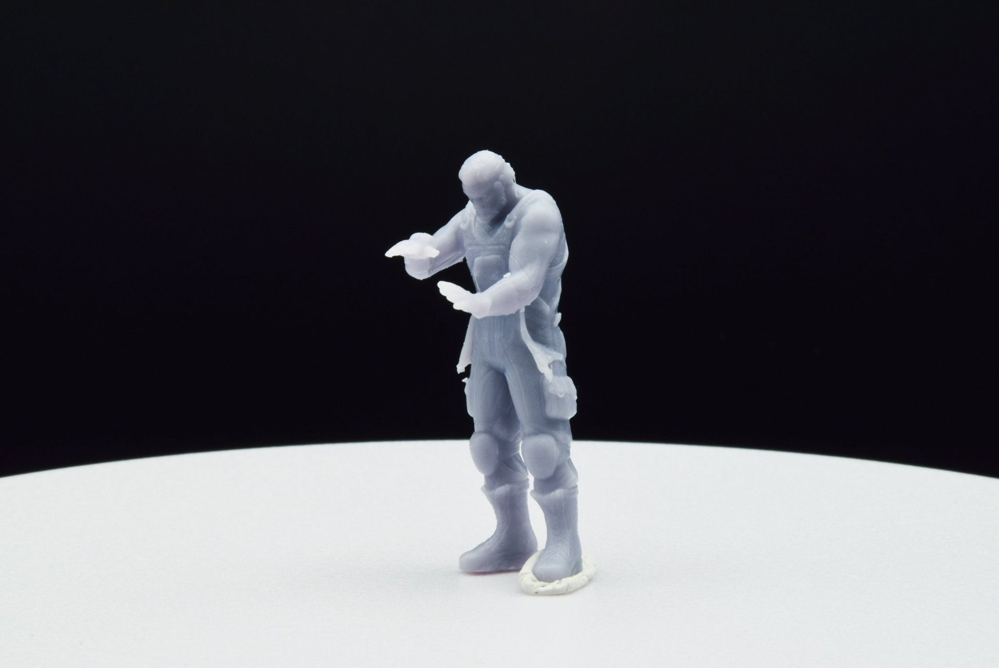 Gears Of War Dominic Santiago Gardener Ot Miniature - TheSTLSmith - 3D Printed with high quality resin for Skirmish/D&D games