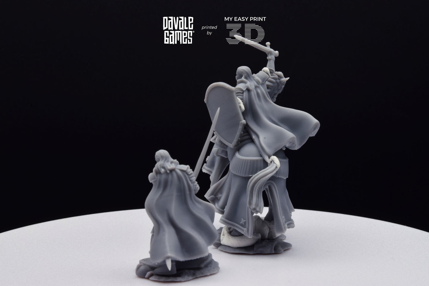 High Human King Reboot - Foot and Mounted - Davale Games - 3D Printed with high quality resin for LOTR/D&D games