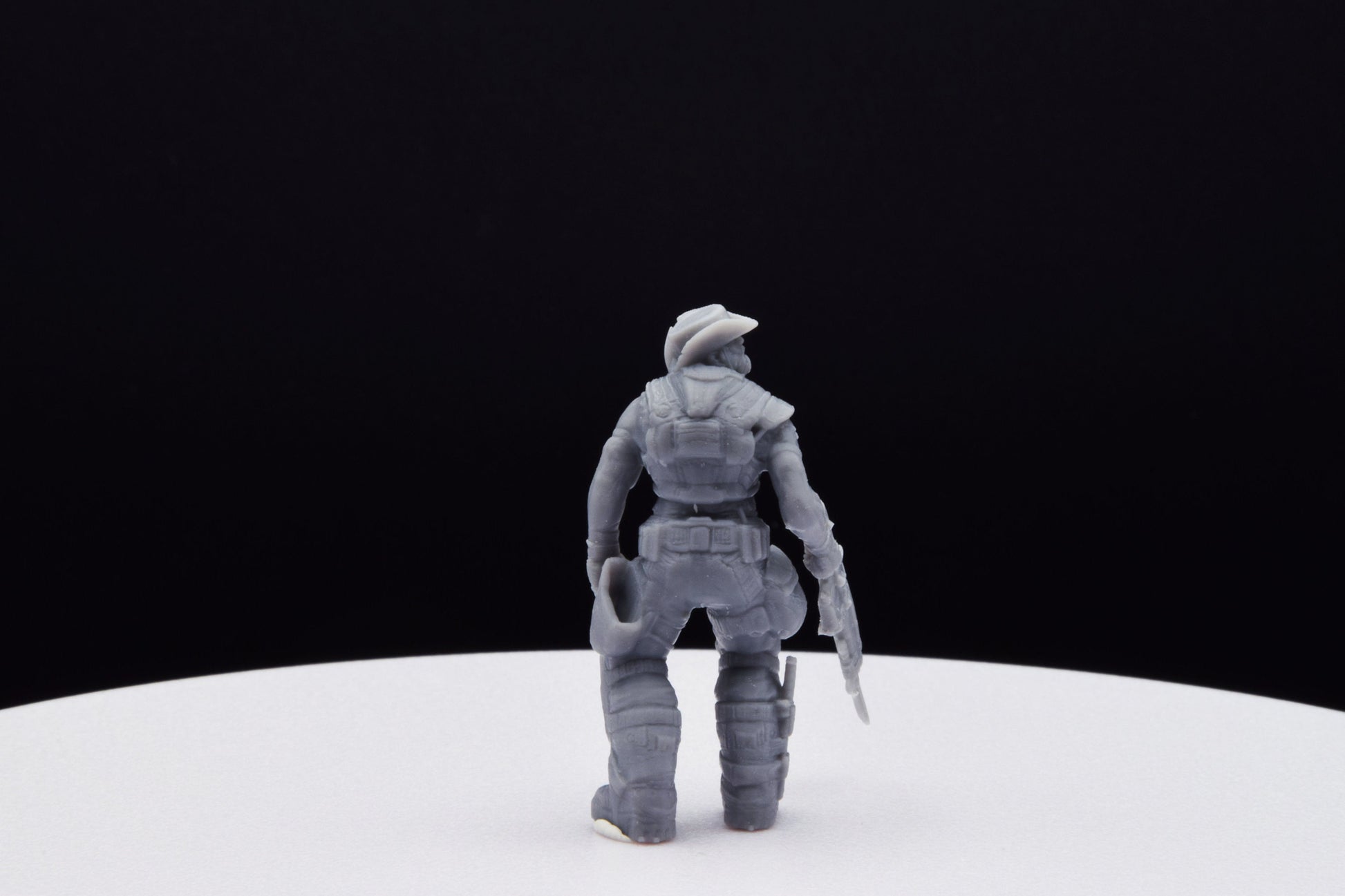 Gears Of War Dizzy Wallin Winter Ot Miniature - TheSTLSmith - 3D Printed with high quality resin for Skirmish/D&D games