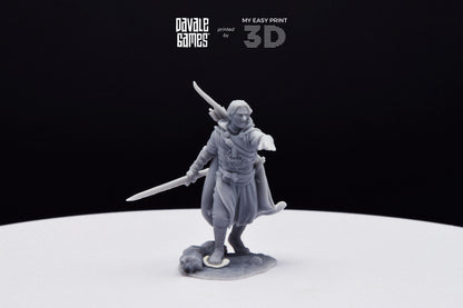 Madir, Captain of Rangers - Grey Castle - Davale Games - 3D Printed with high quality resin for LOTR/D&D games