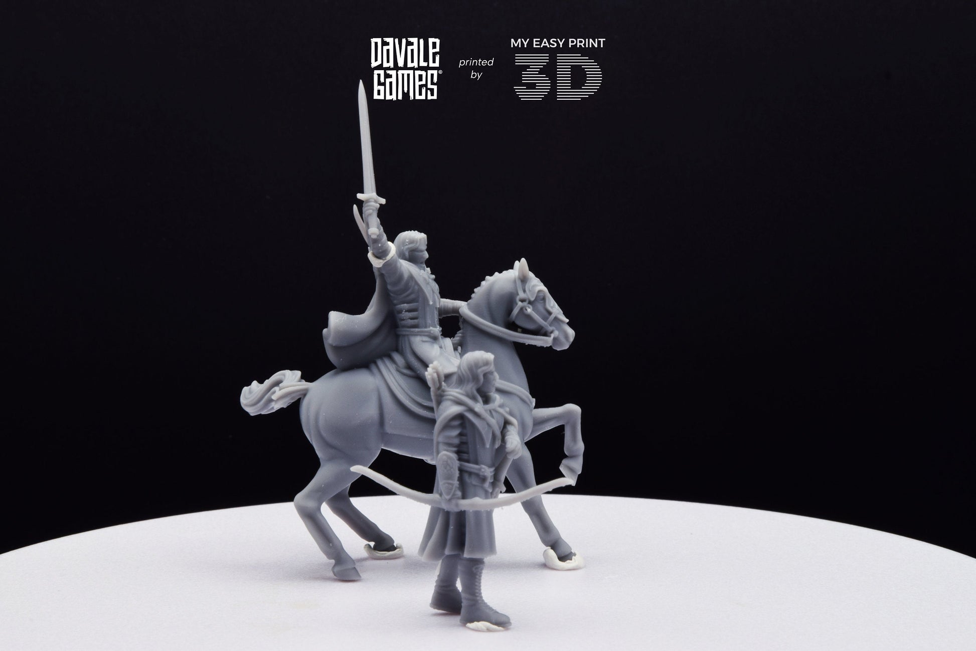 Captain of the Grey Castle - Foot and Mounted - Davale Games - 3D Printed with high quality resin for LOTR/D&D games