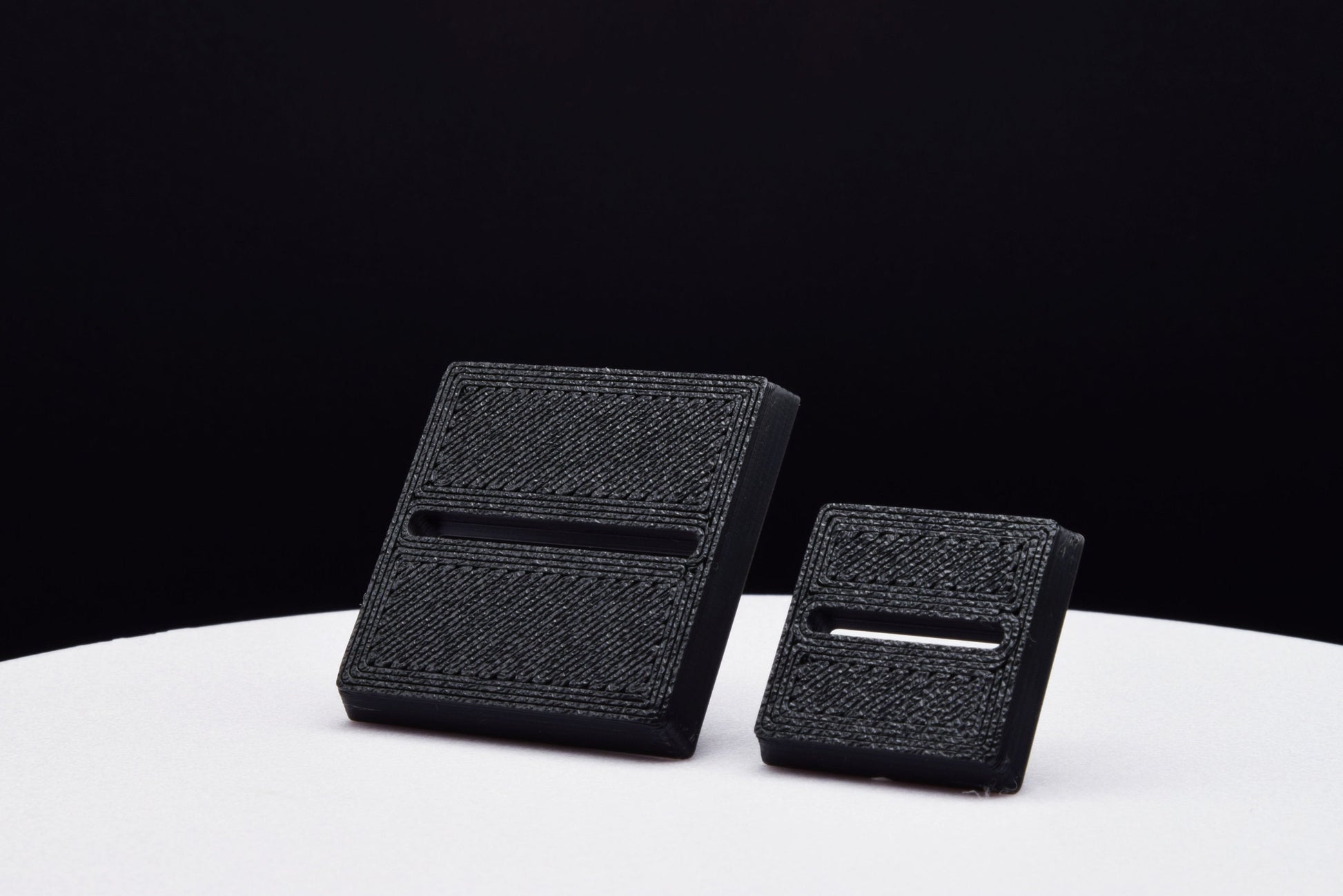 Slotted Square Bases for Miniatures (Parallel) - 20mm 25mm 30mm - 3D Printed with high quality PLA+ for Tabletop Games/Wargames/D&D games