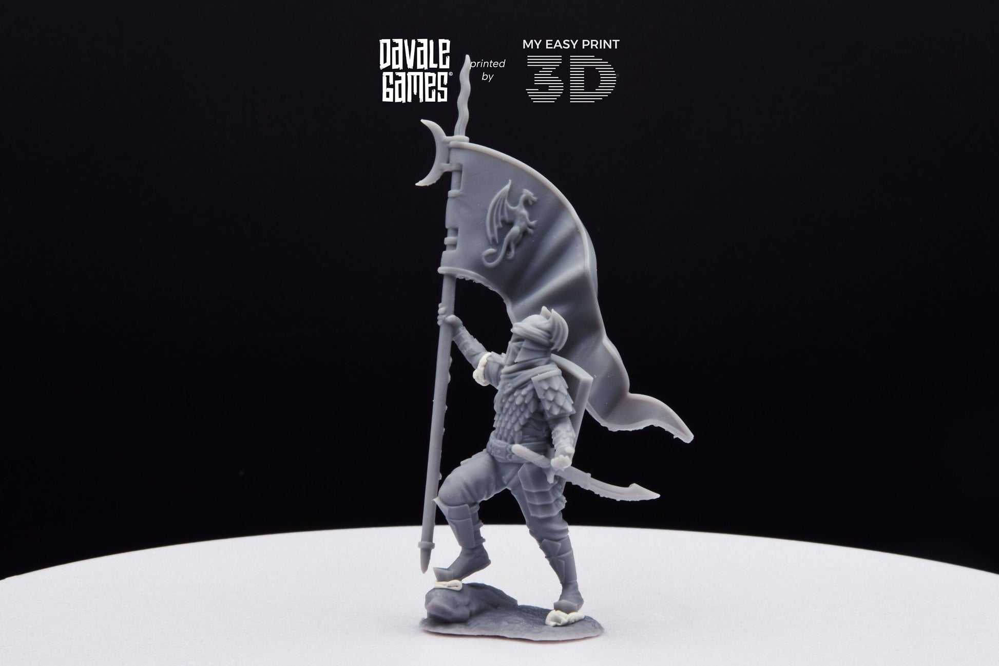 Dragon Army Banner on Foot - Davale Games - 3D Printed with high quality resin for LOTR/D&D games