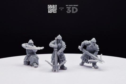 Silver Goat Dwarves with Crossbow - Davale Games - 3D Printed with high quality resin for LOTR/D&D games