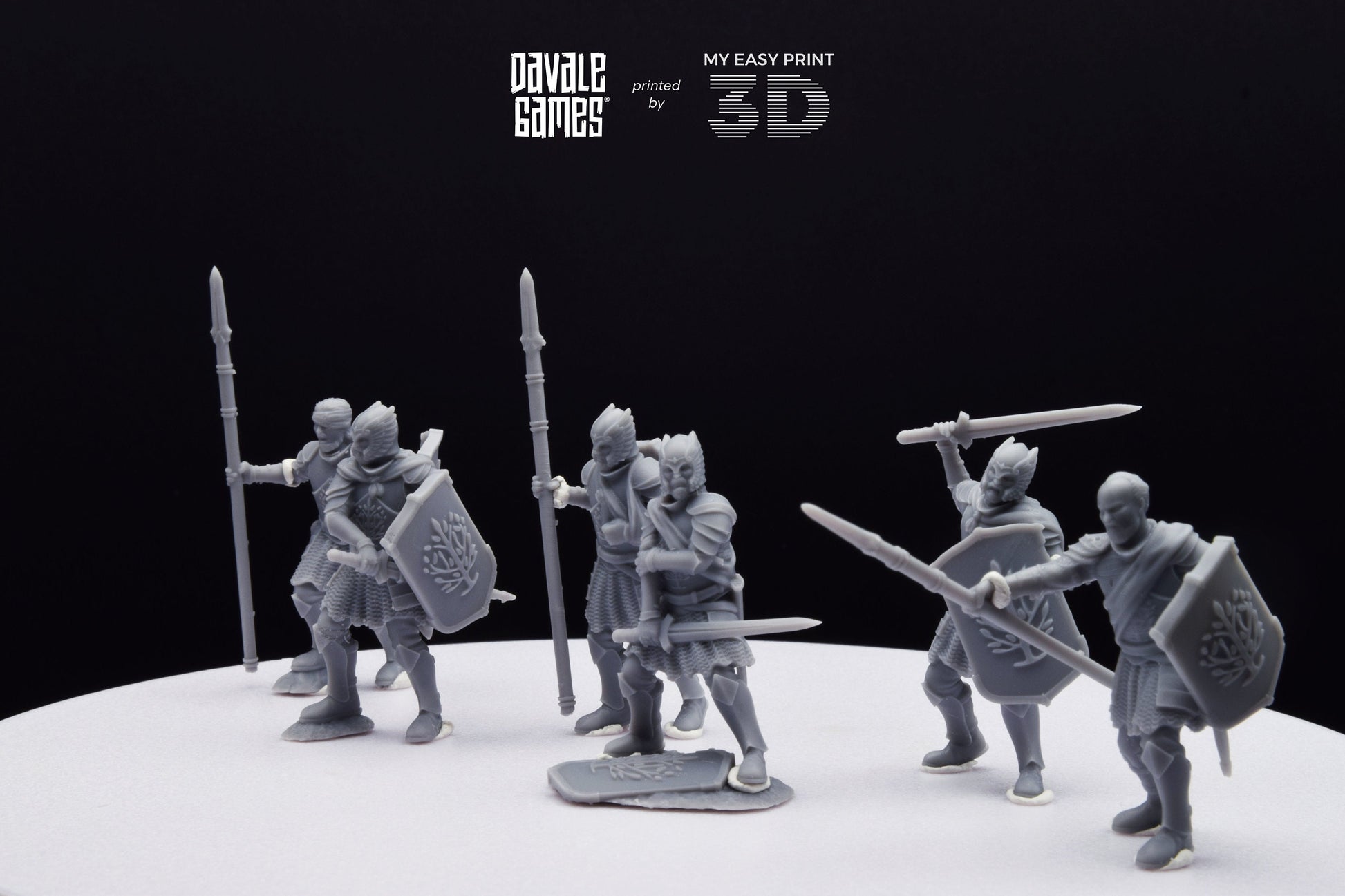 Wounded Grey Castle Warriors - Davale Games - 3D Printed with high quality resin for LOTR/D&D games