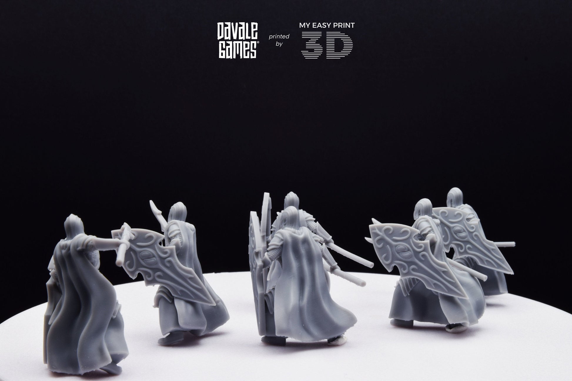 Bloody Elf with Spear and Shield - Davale Games - 3D Printed with high quality resin for LOTR/D&D games
