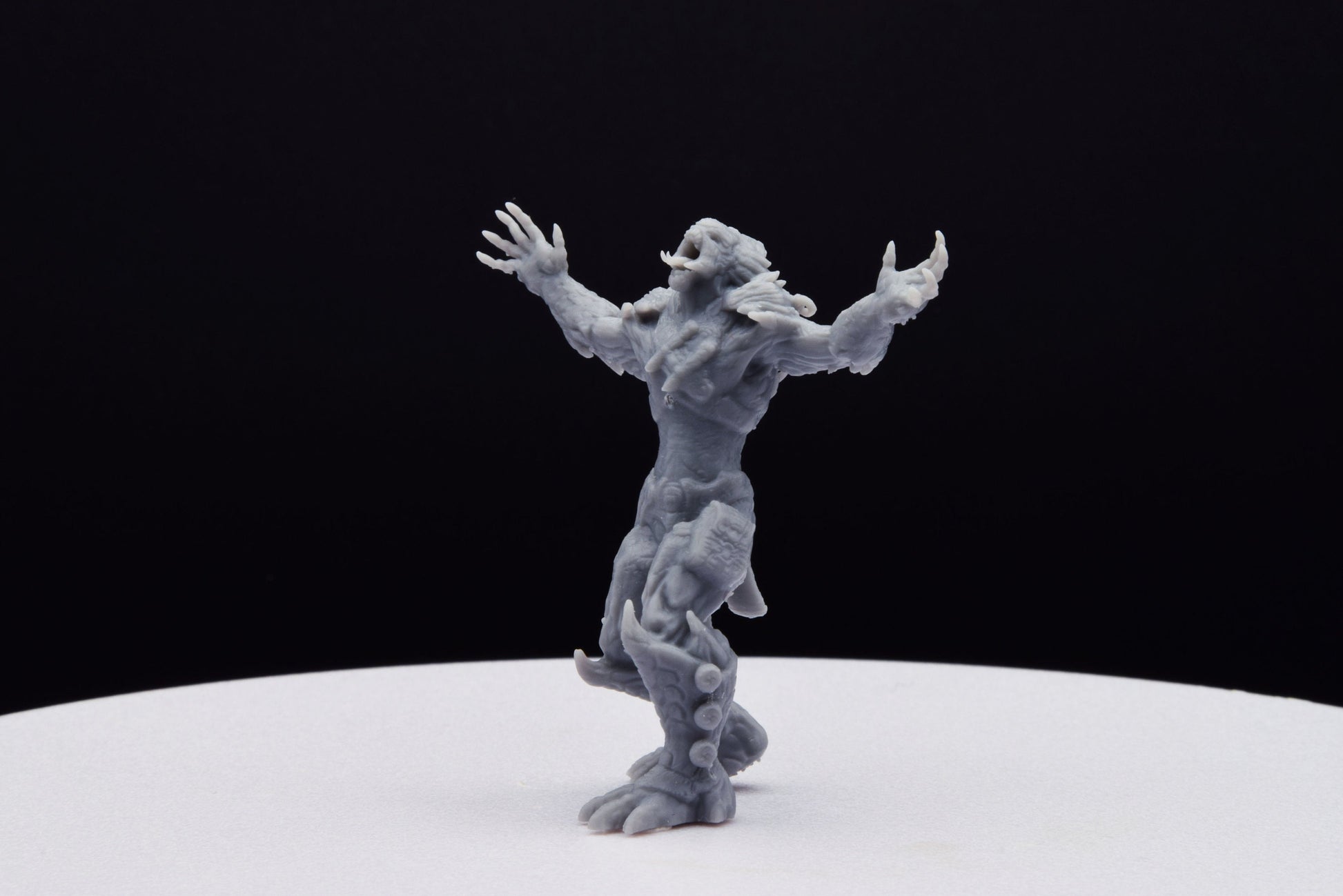 Gears Of War Kantus Shaman Ot Miniature - TheSTLSmith - 3D Printed with high quality resin for Skirmish/D&D games