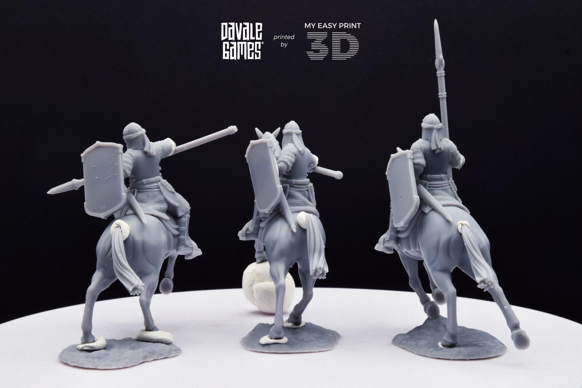 North Warrior Riders with Spear and Shield - Davale Games - 3D Printed with high quality resin for LOTR/D&D games