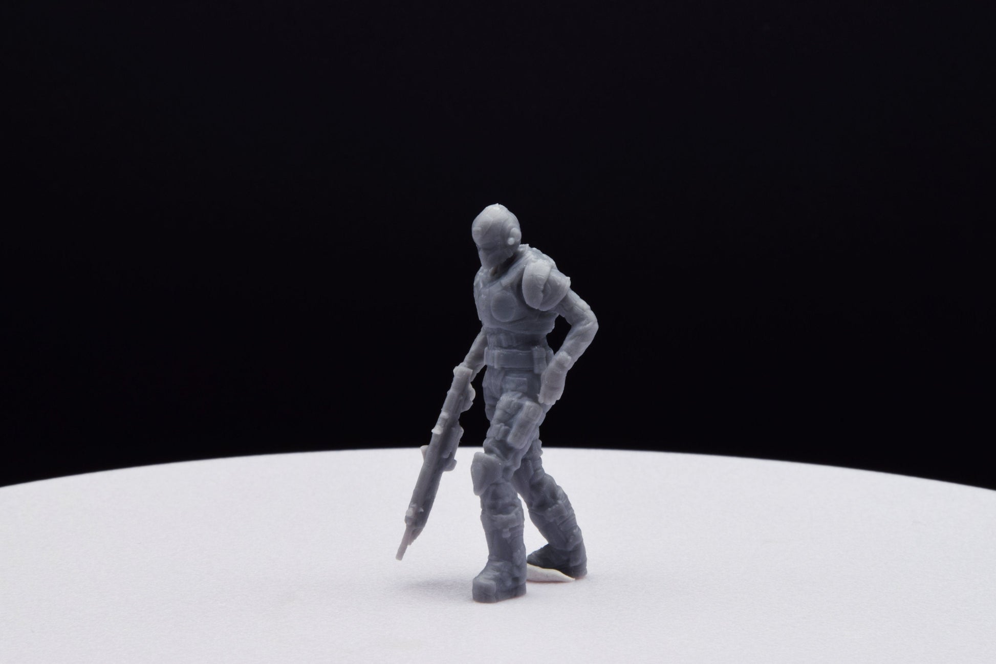 Gears Of War COG Soldier Winter Female Miniature - TheSTLSmith - 3D Printed with high quality resin for Skirmish/D&D games