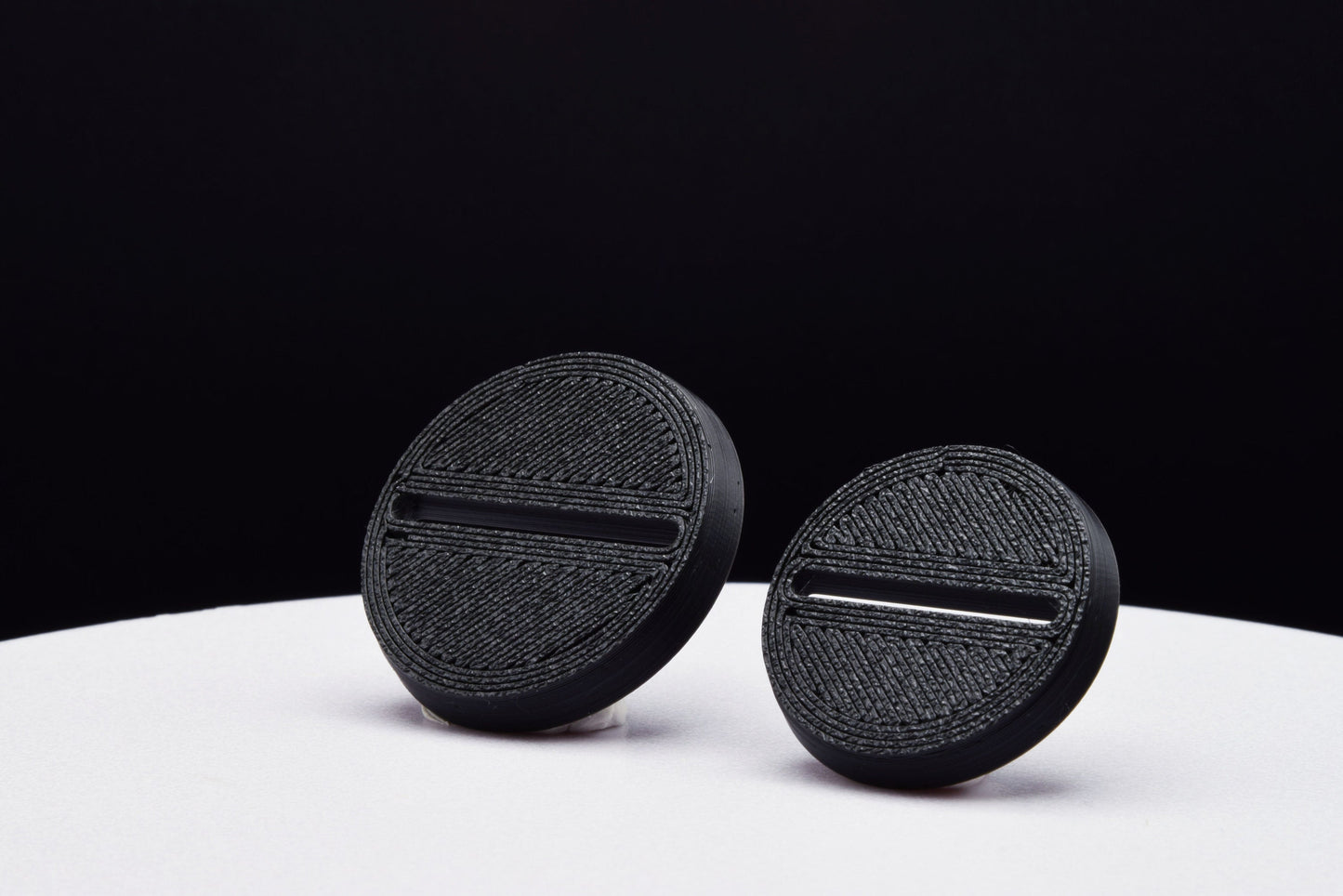 Slotted Round Bases for Miniatures - 20mm 25mm 28.5mm 30mm 32mm - 3D Printed with high quality PLA+ for Tabletop Games/Wargames/D&D games