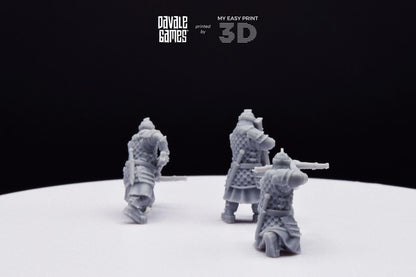 Silver Goat Dwarves with Crossbow - Davale Games - 3D Printed with high quality resin for LOTR/D&D games