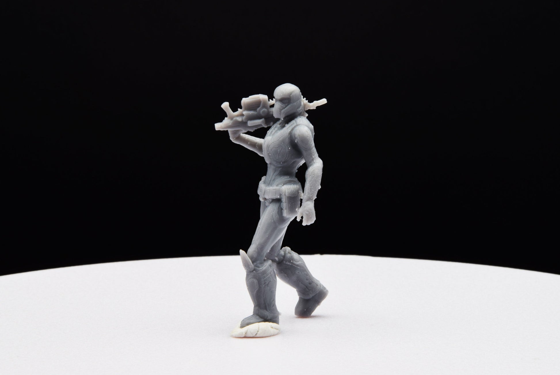 Gears Of War Onyx Guard Female - TheSTLSmith - 3D Printed with high quality resin for Skirmish/D&D games