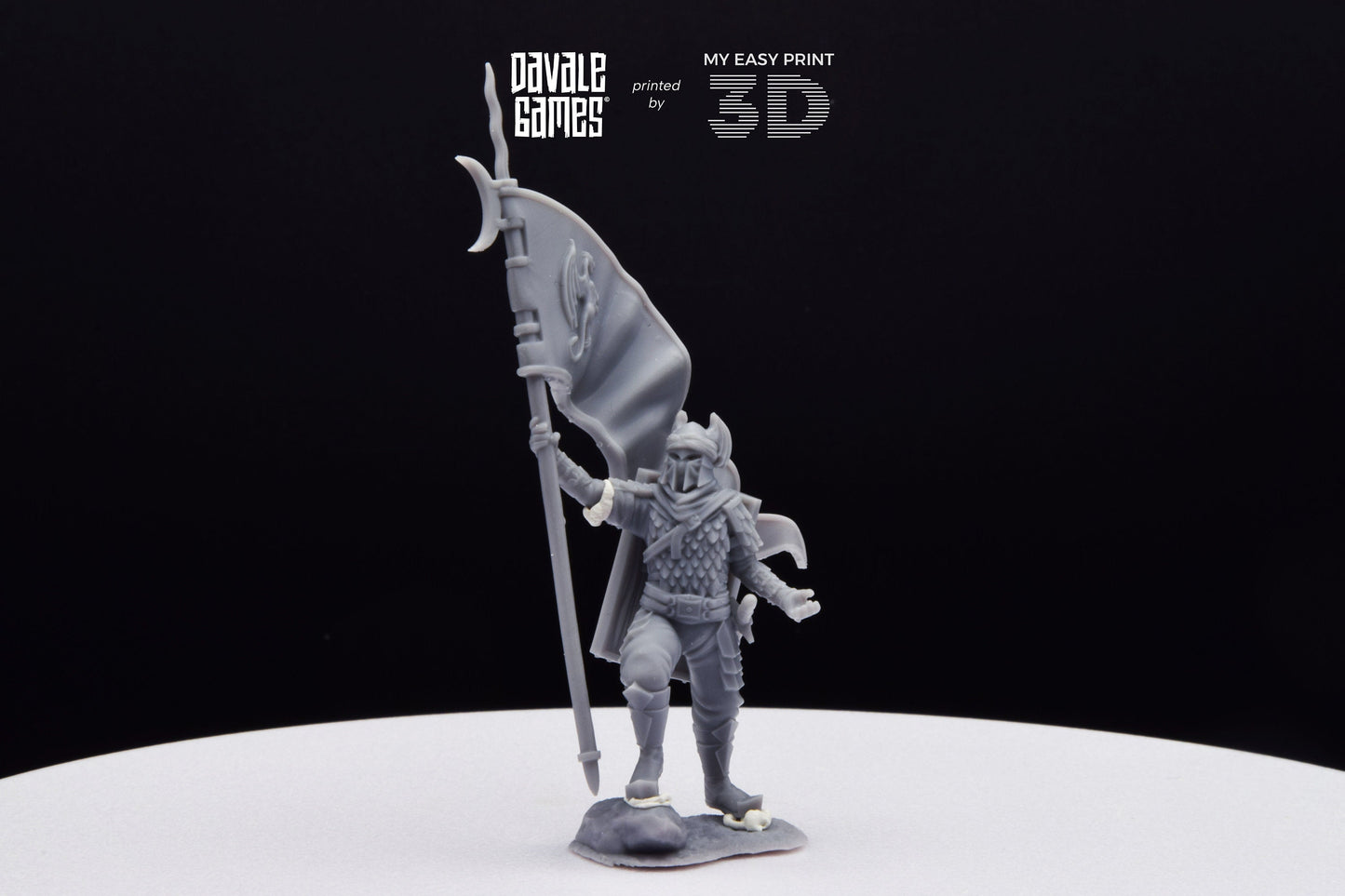 Dragon Army Banner on Foot - Davale Games - 3D Printed with high quality resin for LOTR/D&D games