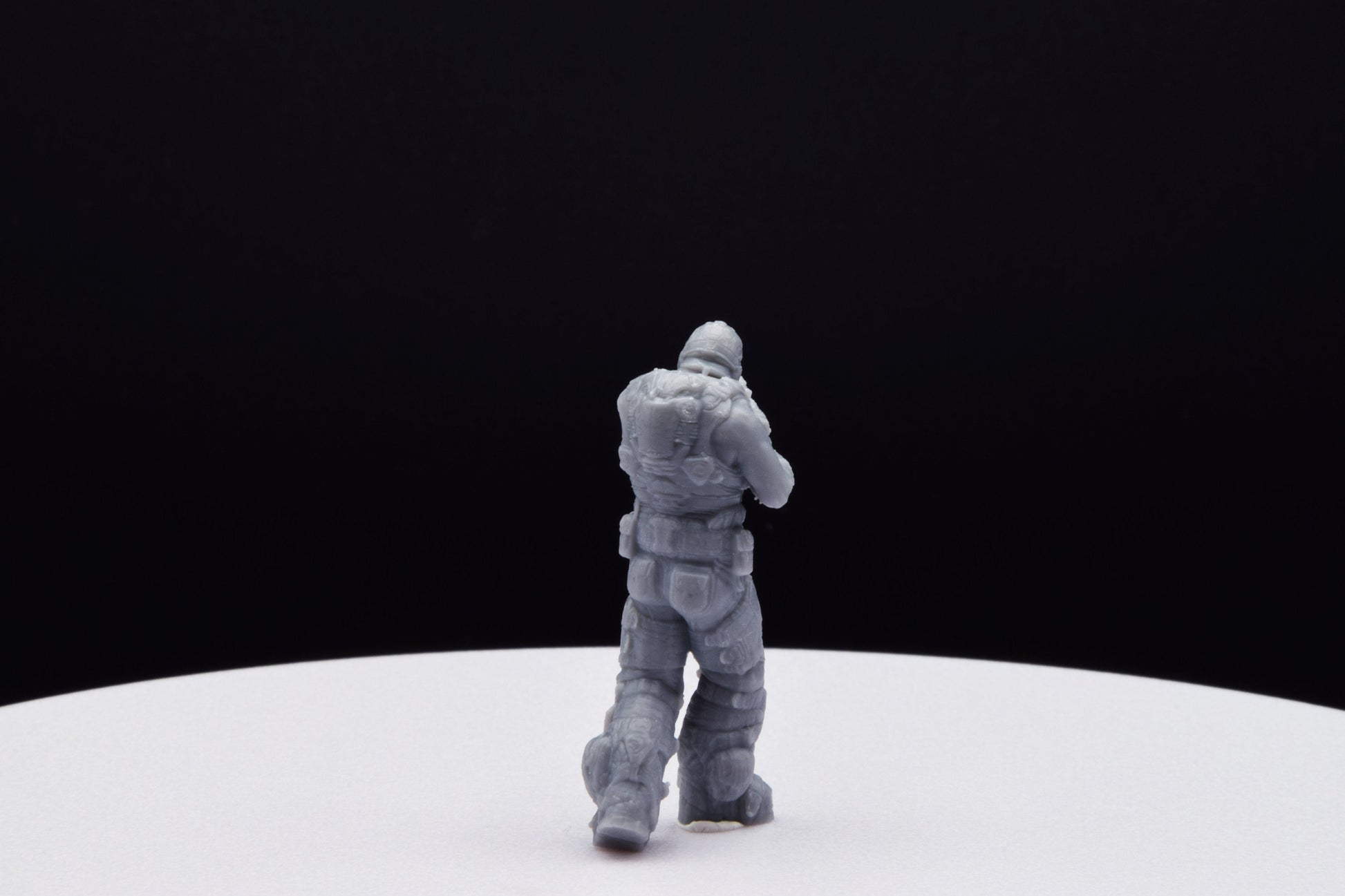 Gears Of War COG Soldier Summer Ot Miniature - TheSTLSmith - 3D Printed with high quality resin for Skirmish/D&D games