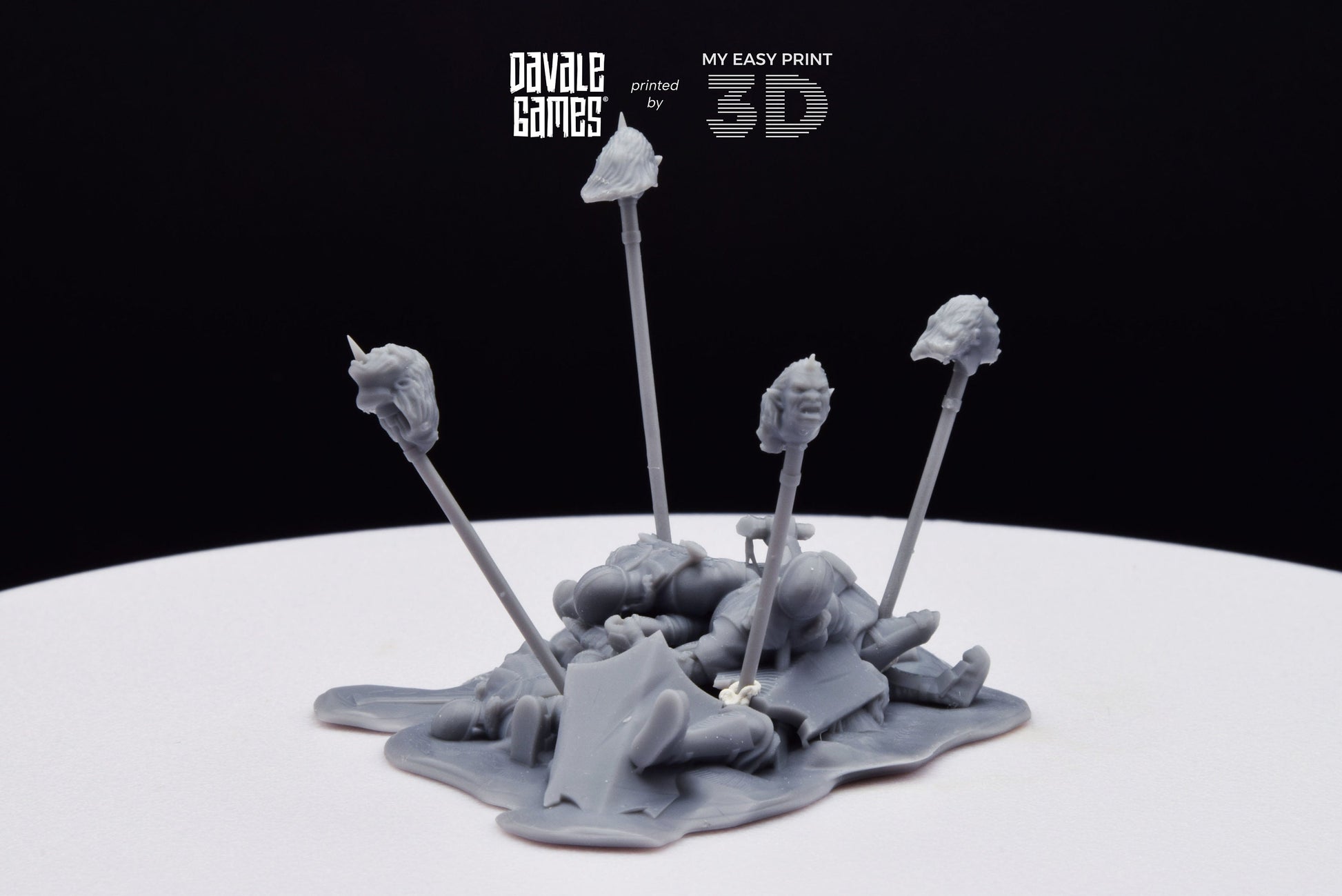 Bonfires with Pikes and Bloodhand Orcs heads - War Item - Davale Games - 3D Printed with high quality resin for LOTR/D&D games
